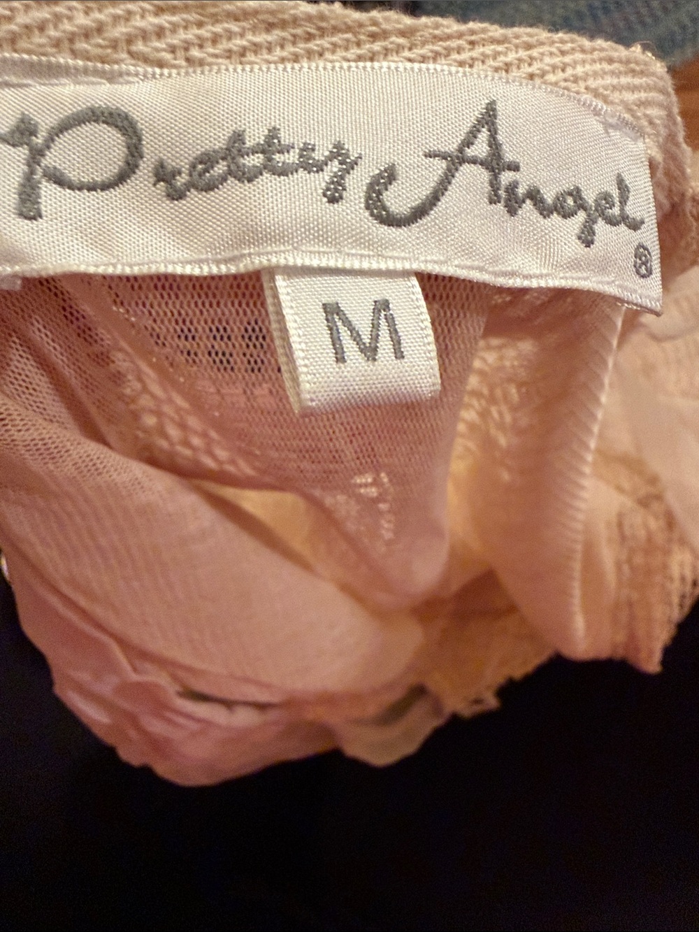 Pretty Angel Cream Lace & Ruffle Sleeveless Top - Picture 6 of 7